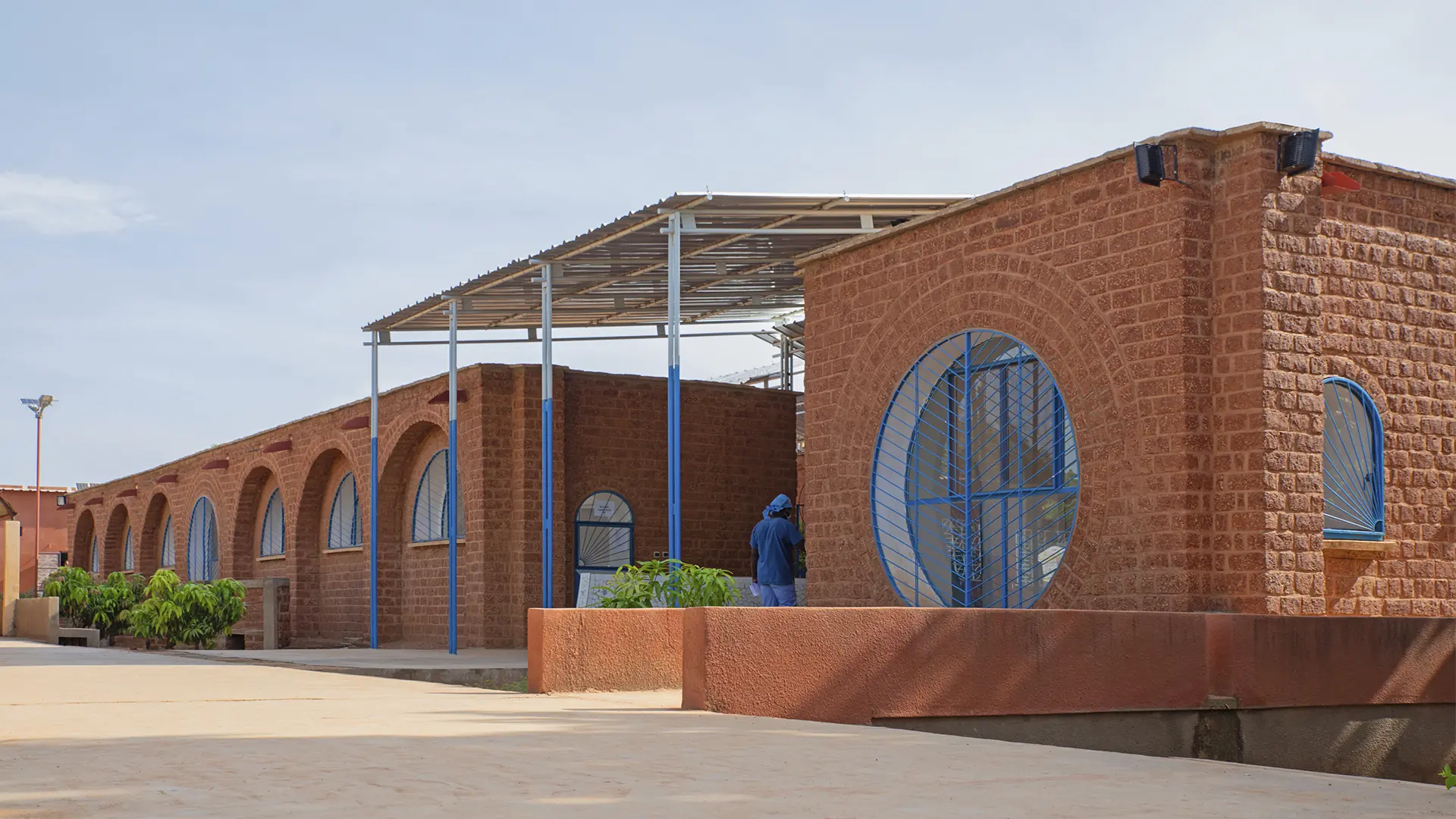 CENTRO MÉDICO Y QUIRÚRGICO EN KAYA